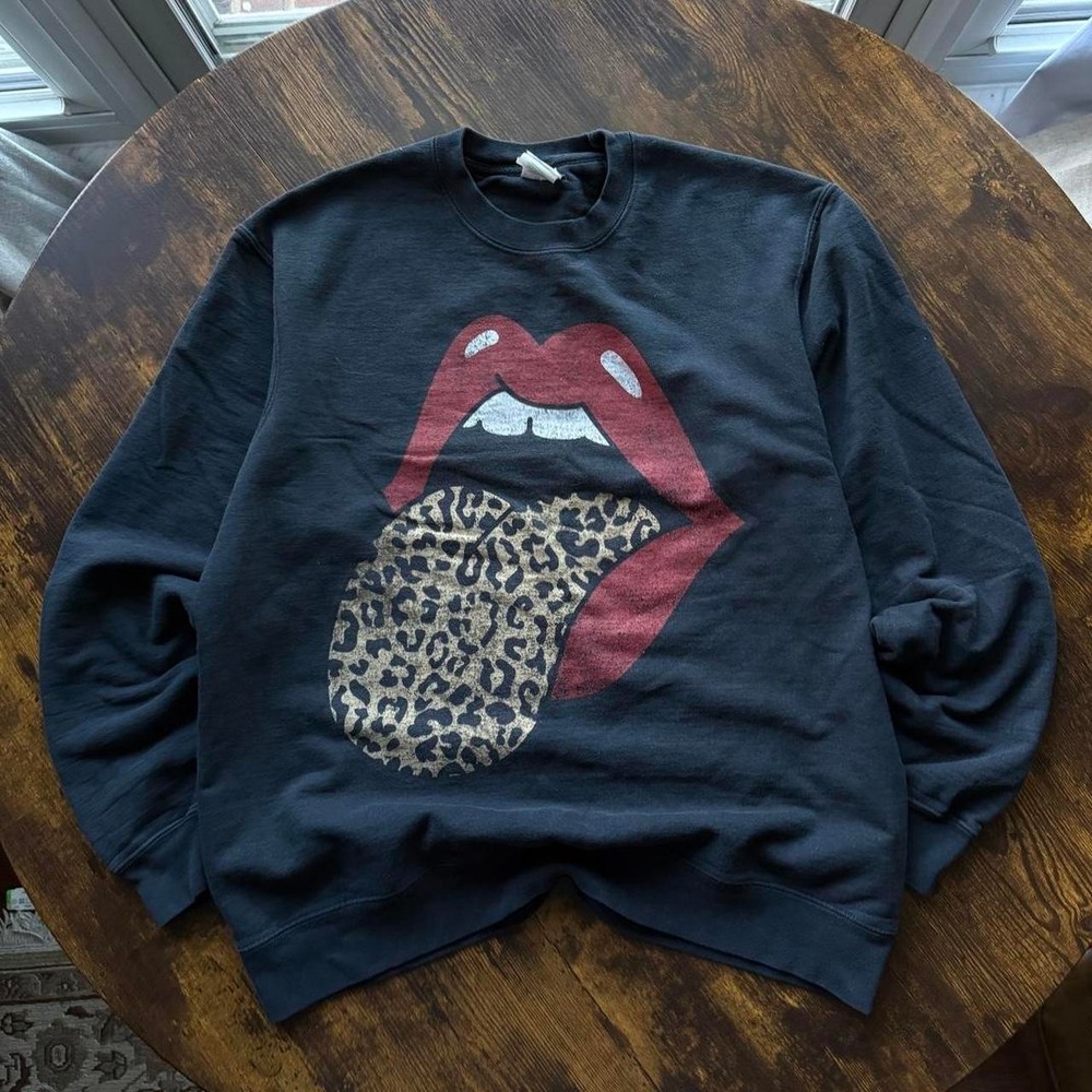 Crewneck Sweatshirt woman's Large Rolling Stones Style Graphic
